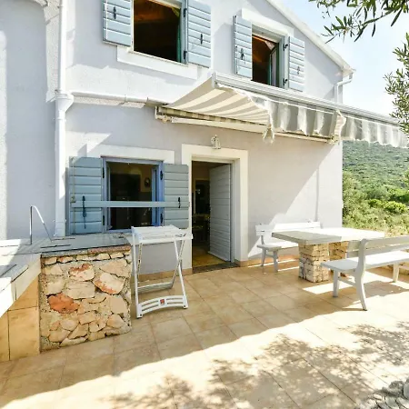 Holiday Mirta Tatil Evi