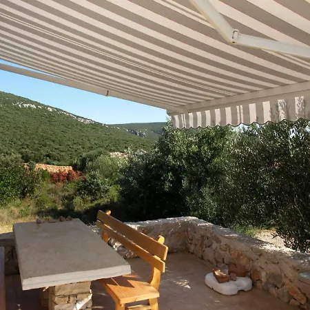 בית נופש Holiday Mirta